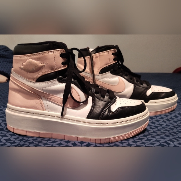 Size 7 Nike Jordan Elevate Pink Black & White - Picture 2 of 8